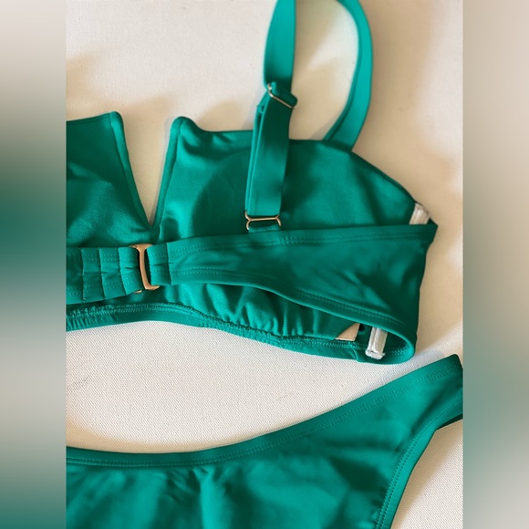 Shade & Shore Bikini swimsuit 2 piece Set - Picture 6 of 16